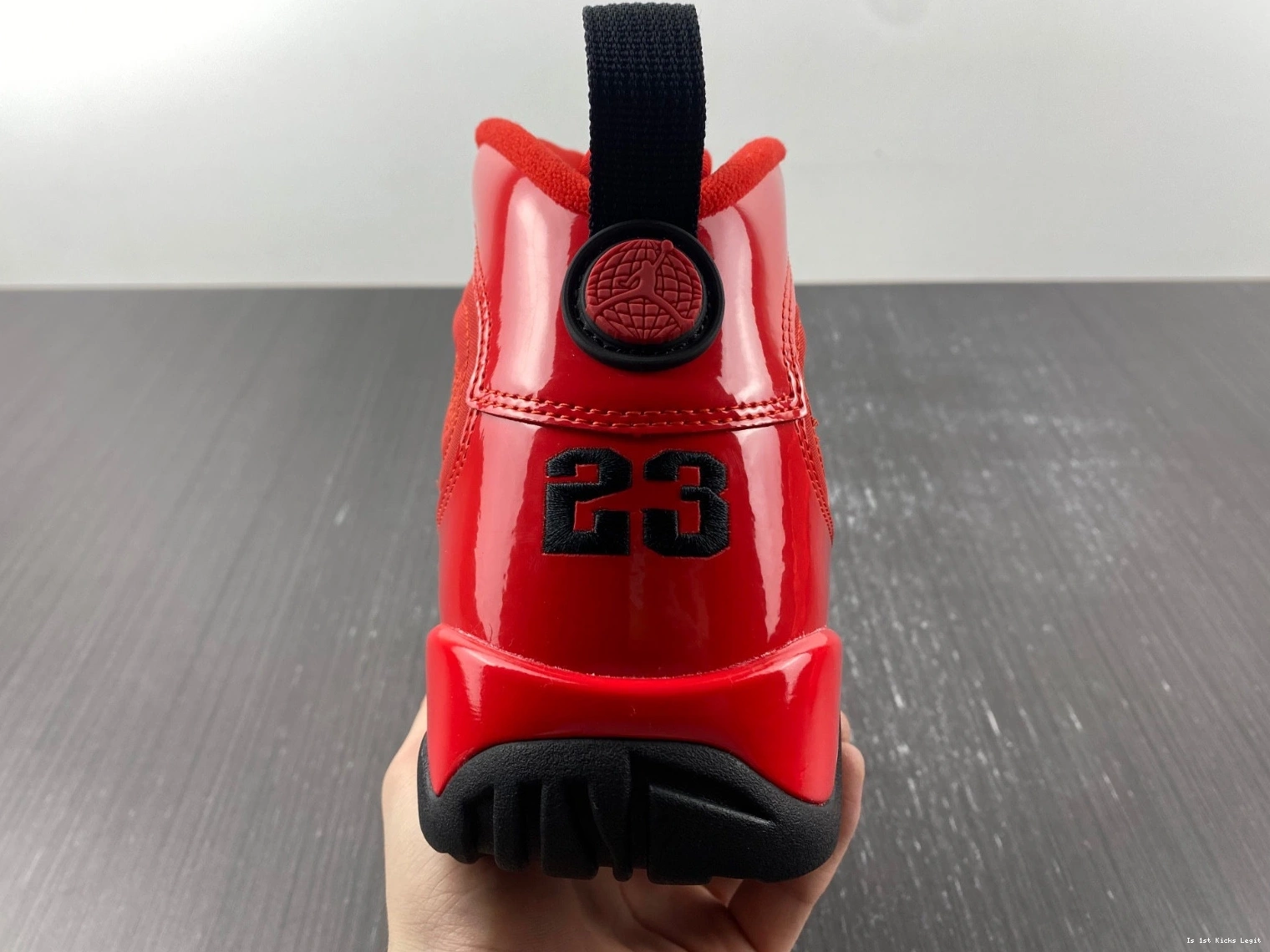 Jordan  CT8019-600 'Chile 9 Air Red' 0224